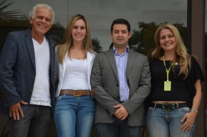 Durval Rodrigues (diretor da ABBM), Janaína  Nasser, delegada do Conselho Regional de Guarapuava, Bruno Oliva (diretor da ABBM), e Camila  Ribeiro, coordenadora de Biomedicina da UTP. - Copia