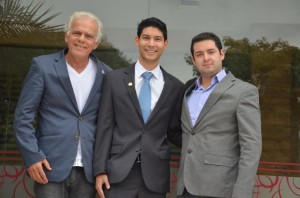 Durval Rodrigues (diretor da ABBM), Thiago Yuiti Castilho Massuda, perito oficial da Polícia Científica do Paraná, e Bruno Oliva (diretor da ABBM).