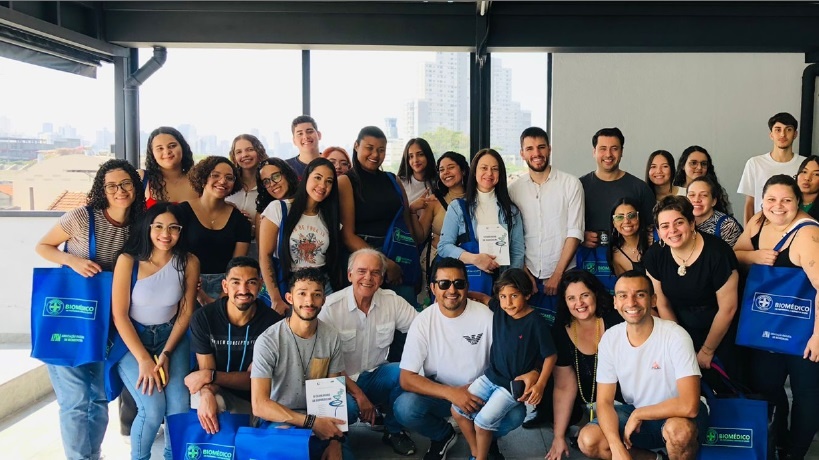 CRBM1 recebe estudantes para visita técnica em sua sede